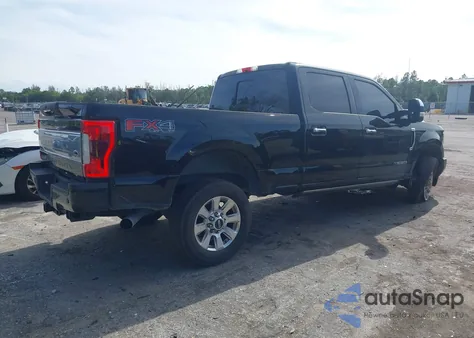 2017 Ford F-250 Platinum z USA, uszkodzony, nr VIN 1FT7W2BT5HEF31189